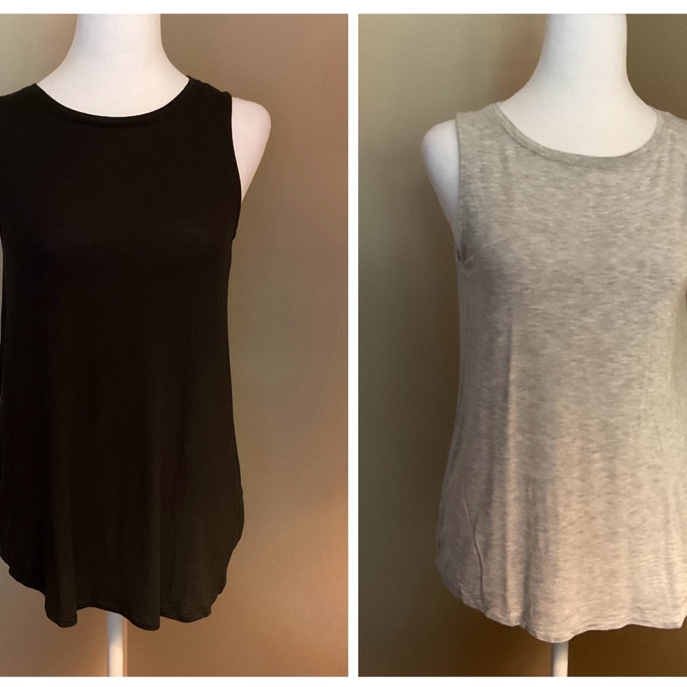 2 Women's Tank Tops Size Smsll